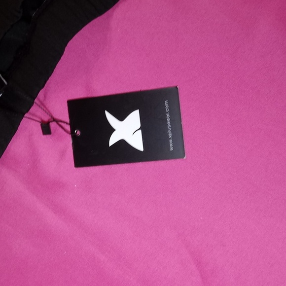 Xplus Wear - Picture 5 of 7